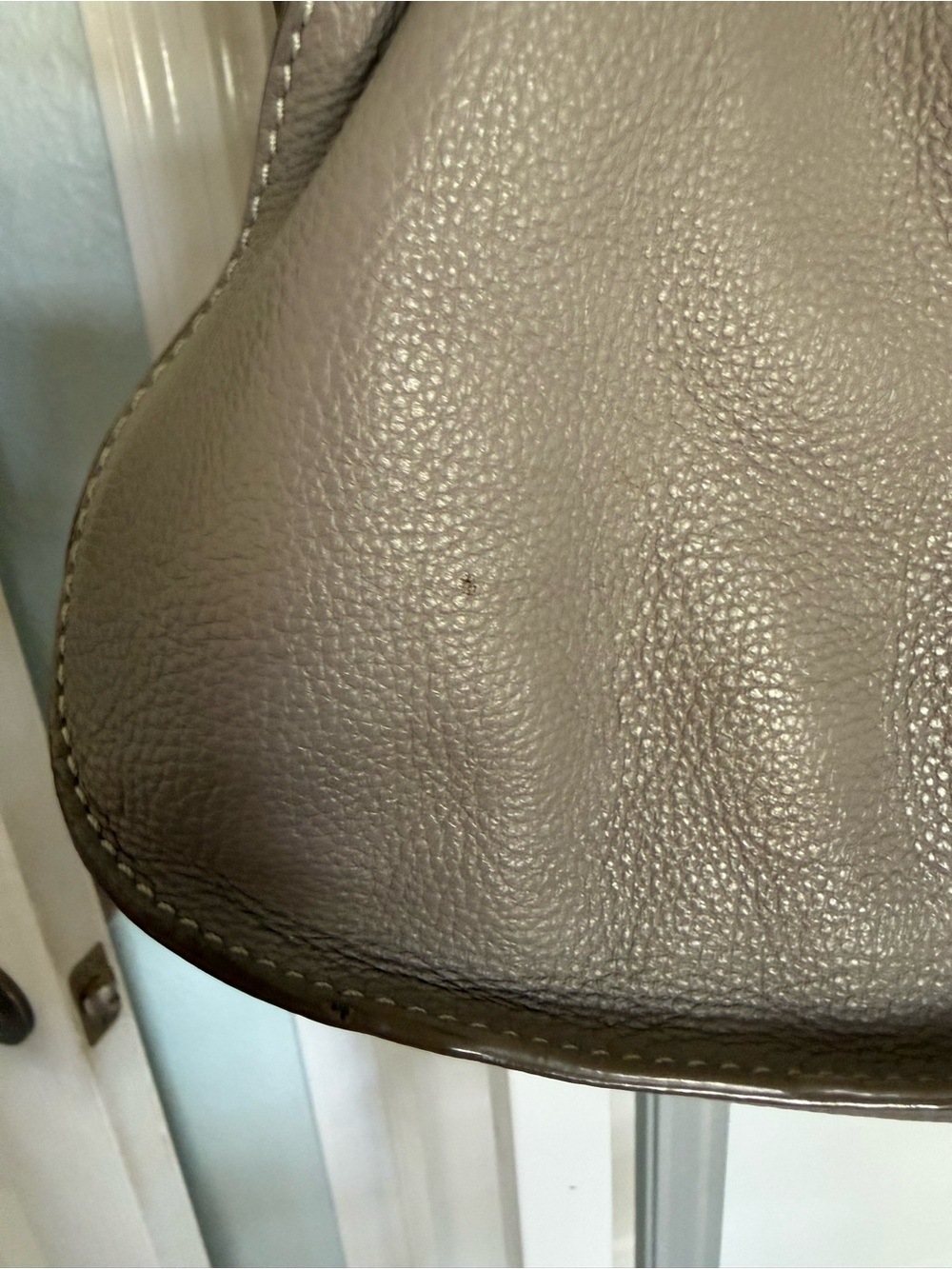 Chloe Marcie Taupe Pebbled Leather Satchel with Gold Hardware - Picture 15 of 16